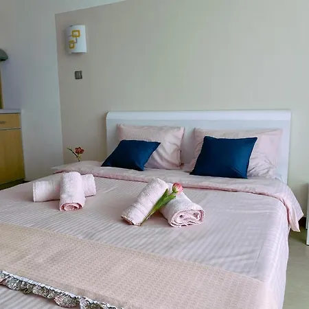 Exclusive Private In The Emerald Complex Равда