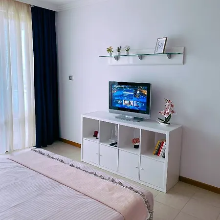 Апартамент Exclusive Private In The Emerald Complex