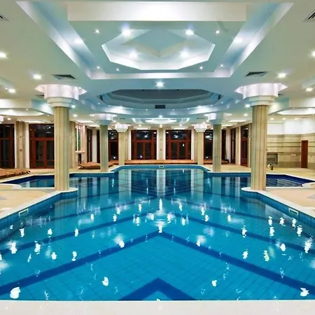 Exclusive Private In The Emerald Complex Апартамент *