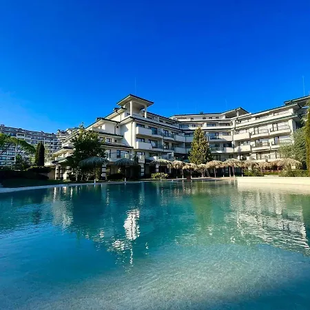 Exclusive Private In The Emerald Complex Апартамент *
